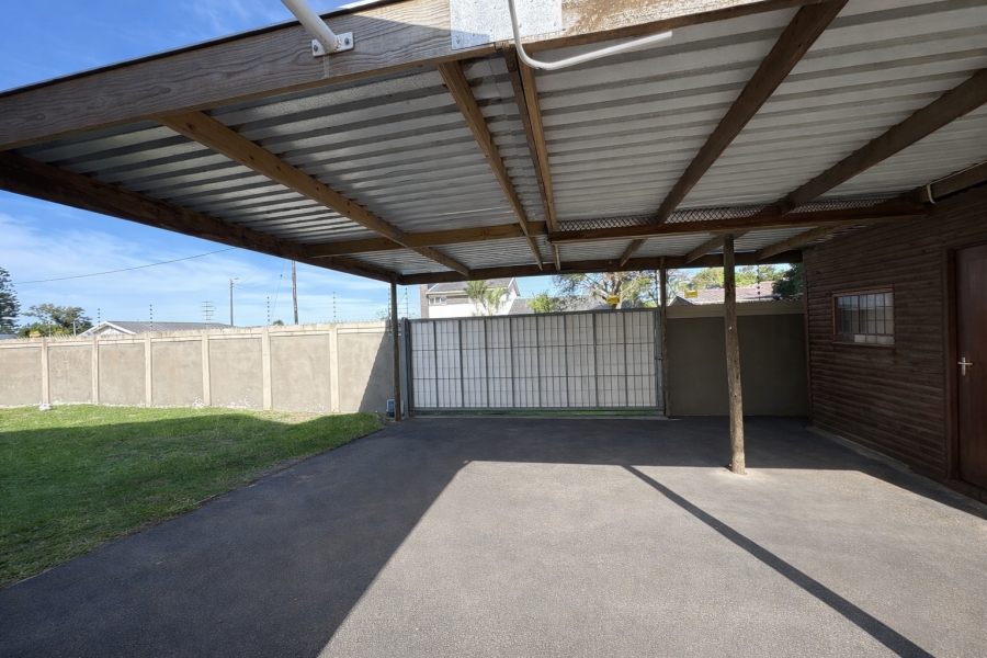 4 Bedroom Property for Sale in Gonubie Eastern Cape